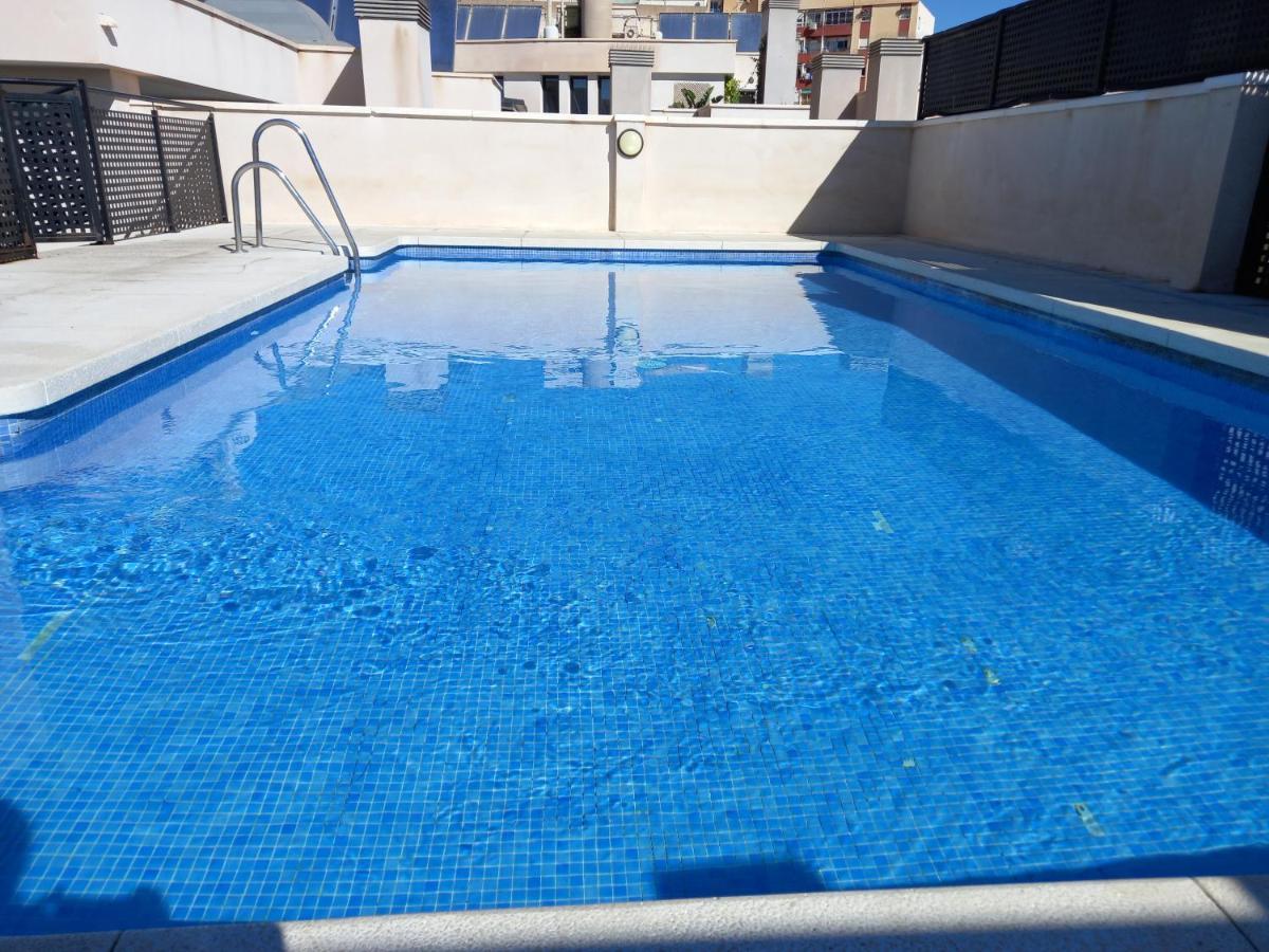 Apartamento Eursu Centro Con Piscina مالقة المظهر الخارجي الصورة